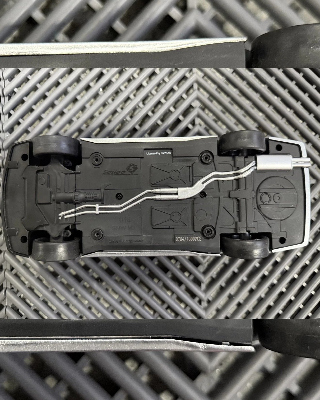 Miniature BMW E30 M3 STARFOBAR 1/18 (Série limitée)